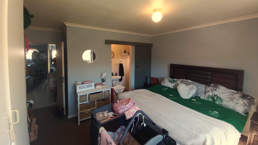 3 Bedroom Property for Sale in Vredenburg Western Cape